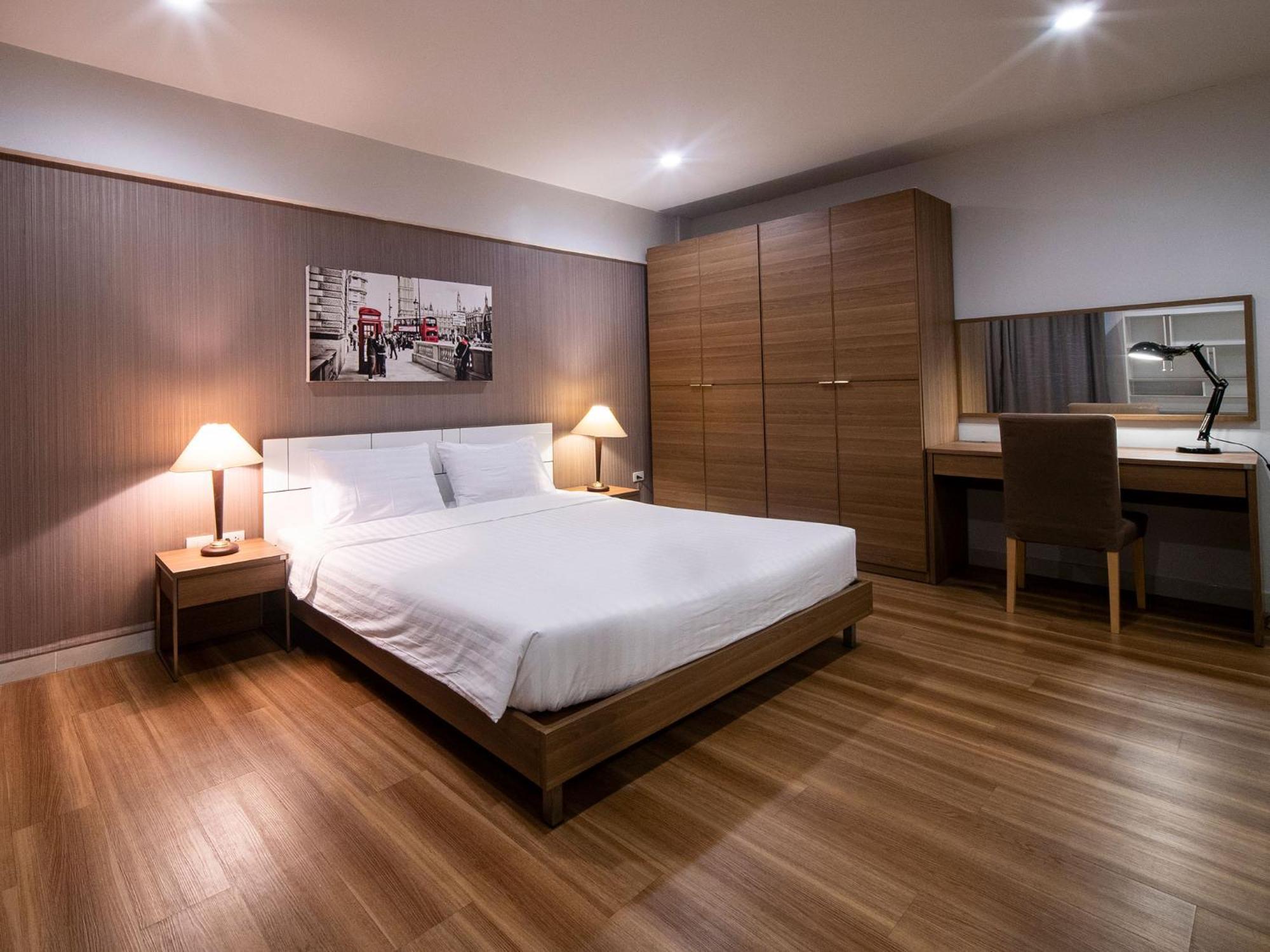 Nakhonratchasima Crystal Resort Korat מראה חיצוני תמונה